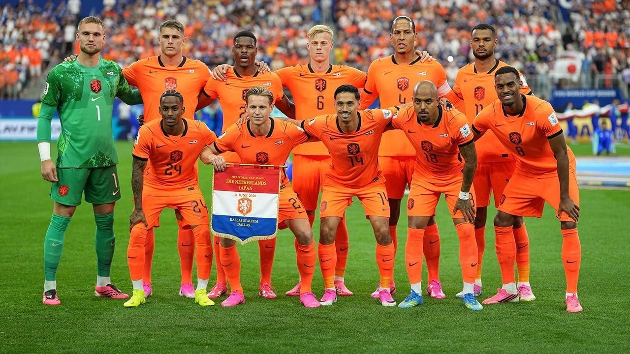 Blunder Taktik Belanda saat Lawan Jepang: Unggul 2-1 Lalu Bertahan Pakai 5 Bek